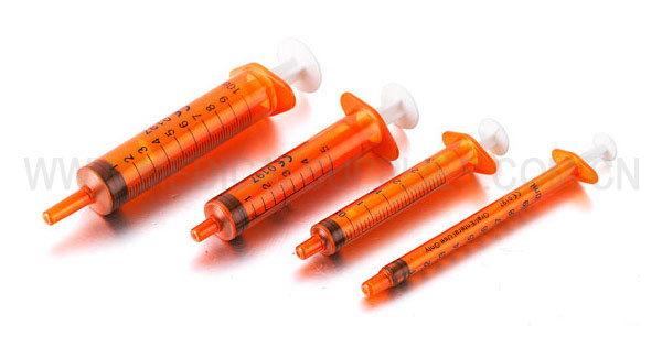 picture (image) of Amber-Oral-Dispensers-Oral-Syringes.jpg